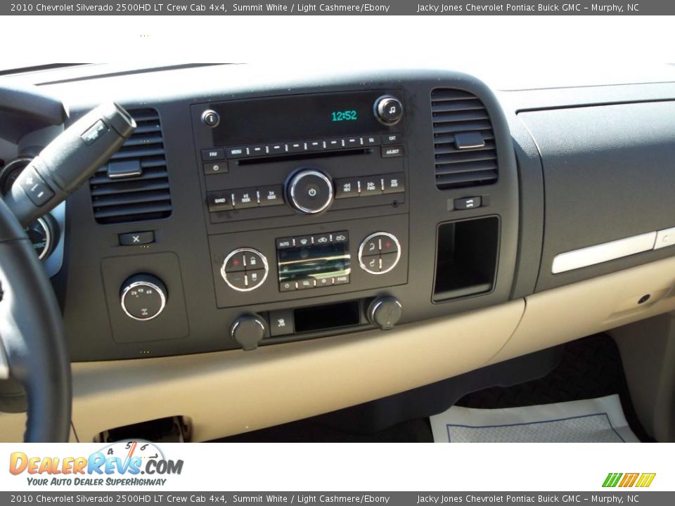 2010 Chevrolet Silverado 2500HD LT Crew Cab 4x4 Summit White / Light Cashmere/Ebony Photo #11