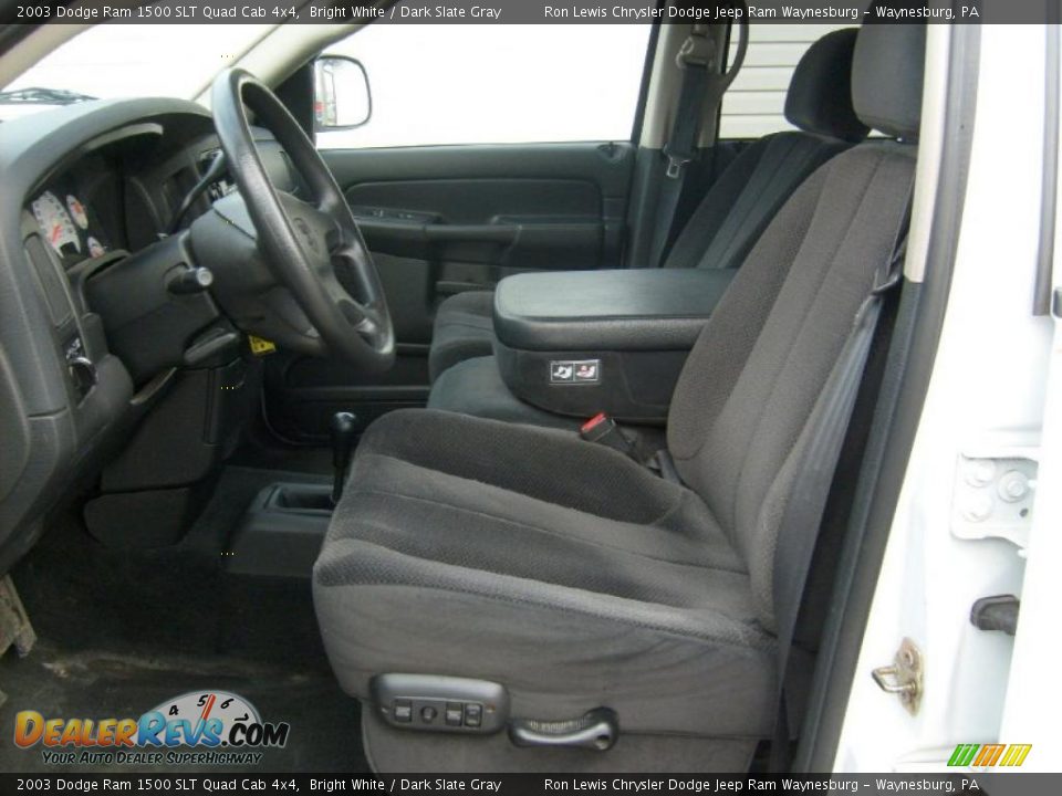 2003 Dodge Ram 1500 SLT Quad Cab 4x4 Bright White / Dark Slate Gray Photo #9