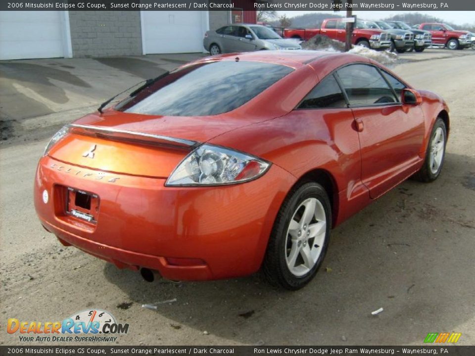 2006 Mitsubishi Eclipse GS Coupe Sunset Orange Pearlescent / Dark Charcoal Photo #5