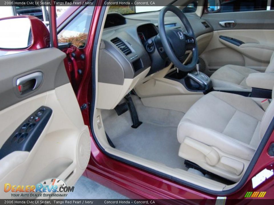 2006 Honda Civic LX Sedan Tango Red Pearl / Ivory Photo #16