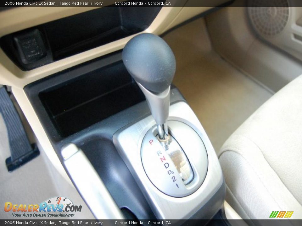 2006 Honda Civic LX Sedan Tango Red Pearl / Ivory Photo #21