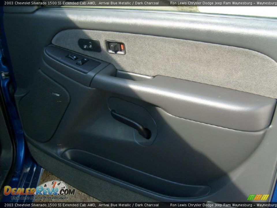 2003 Chevrolet Silverado 1500 SS Extended Cab AWD Arrival Blue Metallic / Dark Charcoal Photo #20