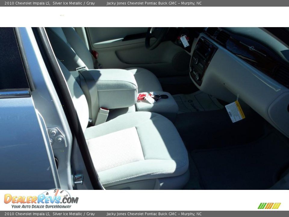 2010 Chevrolet Impala LS Silver Ice Metallic / Gray Photo #8