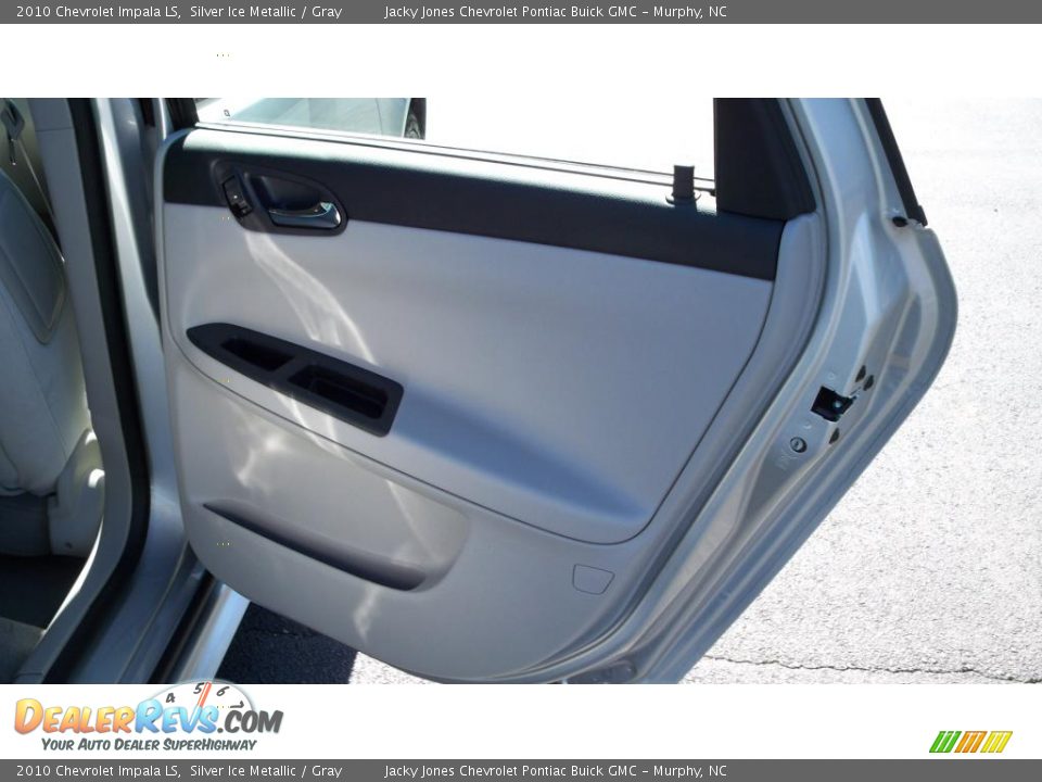 2010 Chevrolet Impala LS Silver Ice Metallic / Gray Photo #9