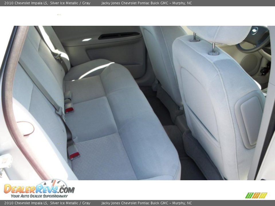 2010 Chevrolet Impala LS Silver Ice Metallic / Gray Photo #10
