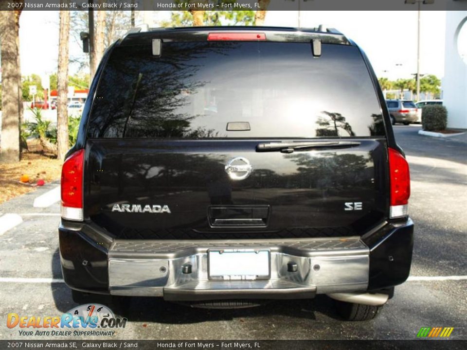 2007 Nissan Armada SE Galaxy Black / Sand Photo #4