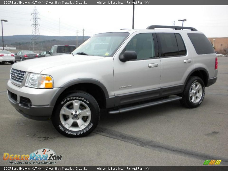 2005 Ford Explorer XLT 4x4 Silver Birch Metallic / Graphite Photo #1