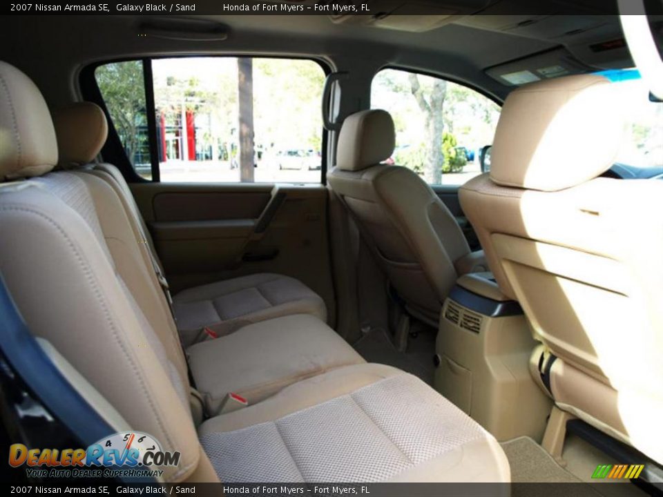 2007 Nissan Armada SE Galaxy Black / Sand Photo #13