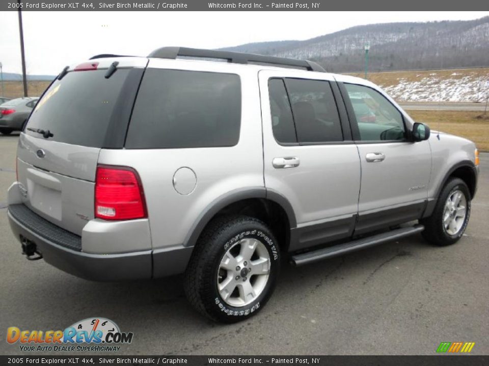 2005 Ford Explorer XLT 4x4 Silver Birch Metallic / Graphite Photo #7