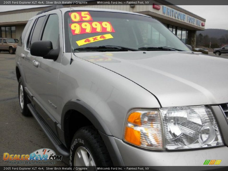 2005 Ford Explorer XLT 4x4 Silver Birch Metallic / Graphite Photo #8