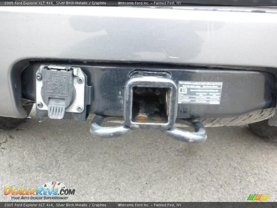 2005 Ford Explorer XLT 4x4 Silver Birch Metallic / Graphite Photo #19