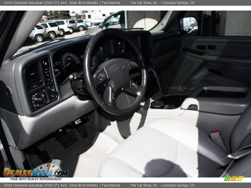 2004 Chevrolet Suburban 1500 Z71 4x4 Silver Birch Metallic / Tan/Neutral Photo #7