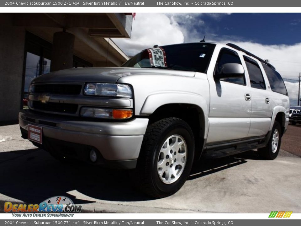 2004 Chevrolet Suburban 1500 Z71 4x4 Silver Birch Metallic / Tan/Neutral Photo #18