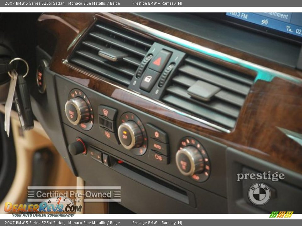 2007 BMW 5 Series 525xi Sedan Monaco Blue Metallic / Beige Photo #17