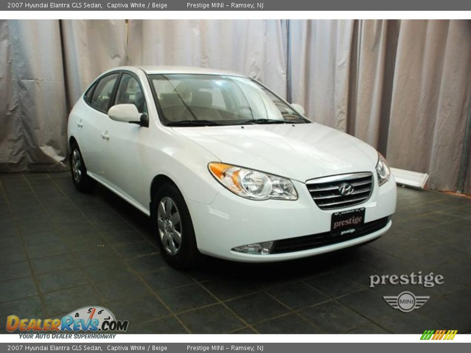 2007 Hyundai Elantra GLS Sedan Captiva White / Beige Photo #7