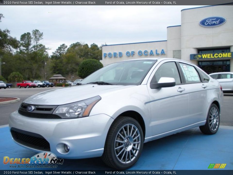 2010 Ford Focus SES Sedan Ingot Silver Metallic / Charcoal Black Photo #1