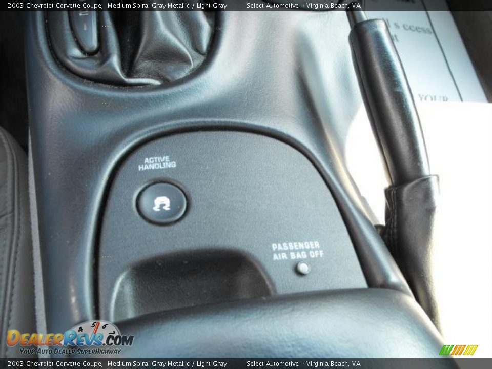 2003 Chevrolet Corvette Coupe Medium Spiral Gray Metallic / Light Gray Photo #18