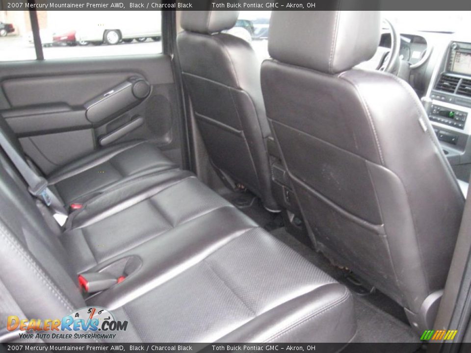 2007 Mercury Mountaineer Premier AWD Black / Charcoal Black Photo #18