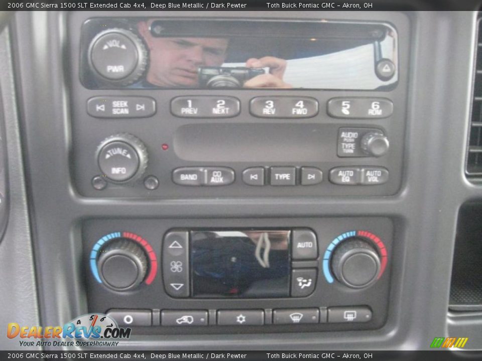2006 GMC Sierra 1500 SLT Extended Cab 4x4 Deep Blue Metallic / Dark Pewter Photo #13