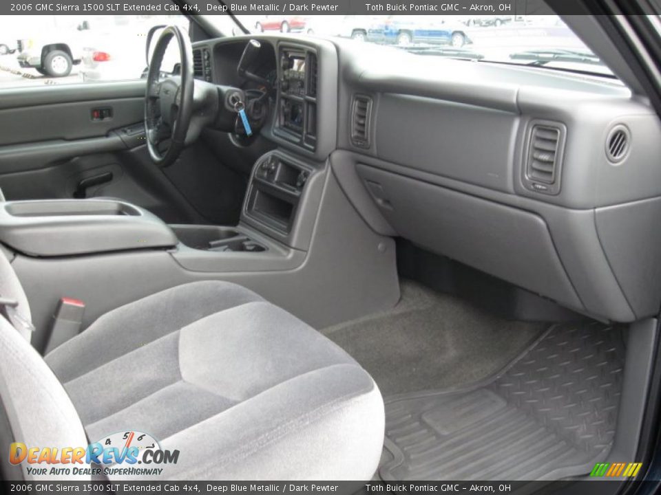 2006 GMC Sierra 1500 SLT Extended Cab 4x4 Deep Blue Metallic / Dark Pewter Photo #17