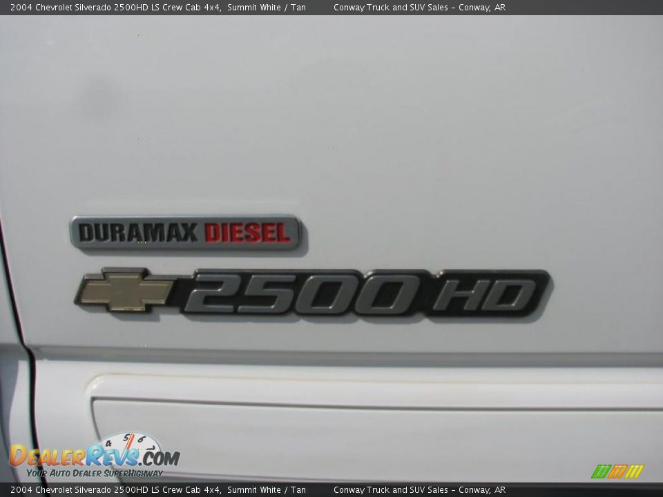 2004 Chevrolet Silverado 2500HD LS Crew Cab 4x4 Summit White / Tan Photo #10