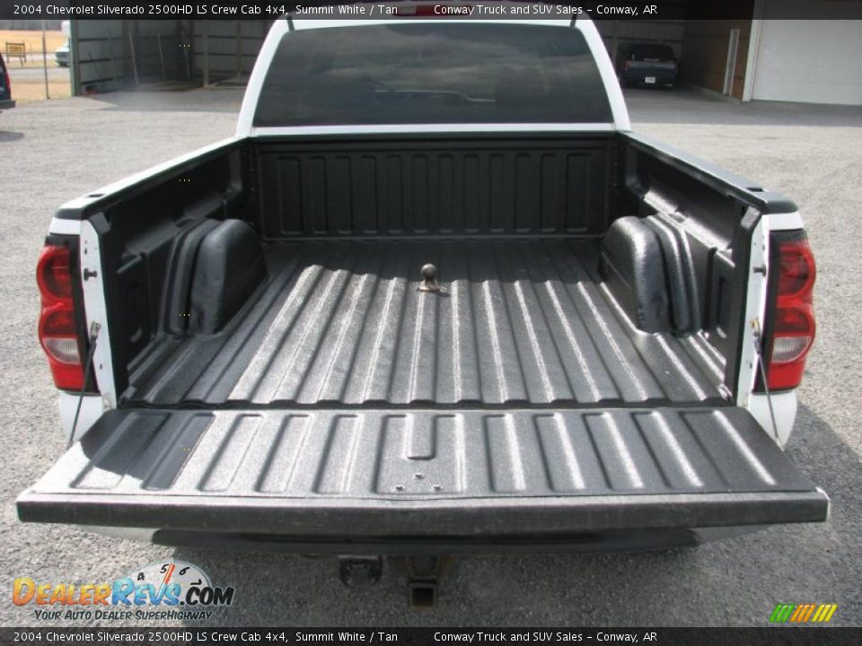 2004 Chevrolet Silverado 2500HD LS Crew Cab 4x4 Summit White / Tan Photo #11