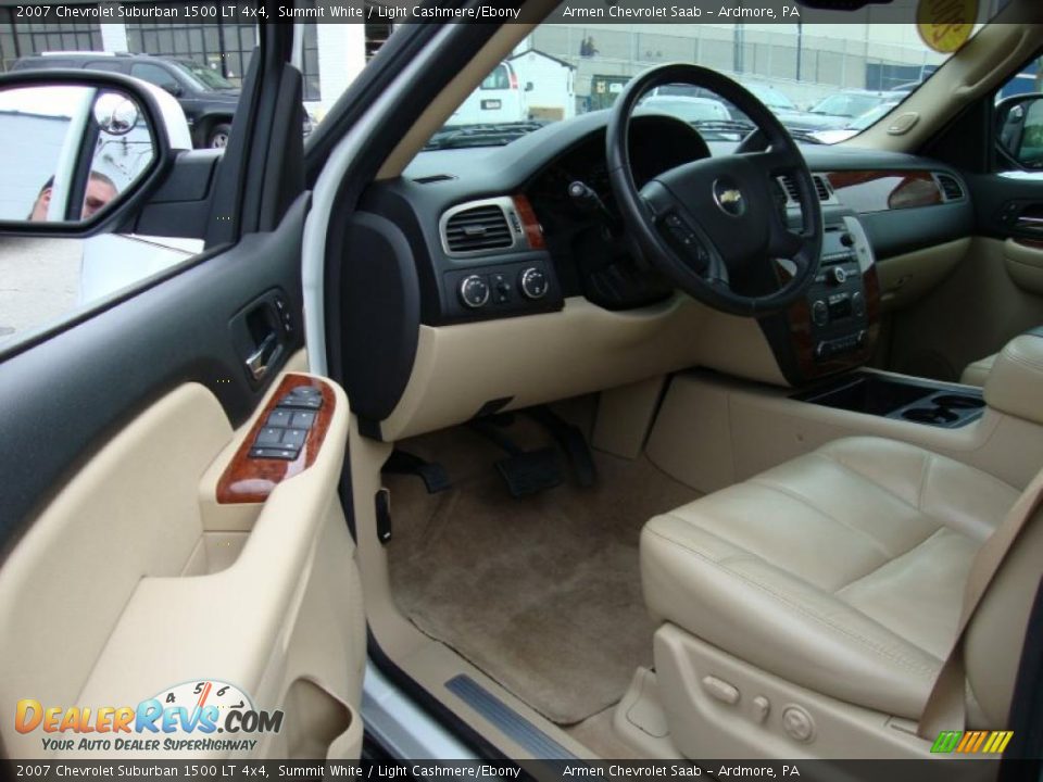 2007 Chevrolet Suburban 1500 LT 4x4 Summit White / Light Cashmere/Ebony Photo #12