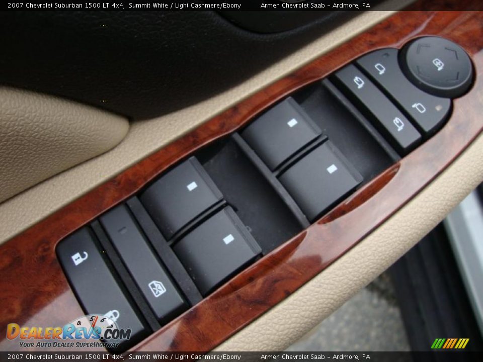 2007 Chevrolet Suburban 1500 LT 4x4 Summit White / Light Cashmere/Ebony Photo #14