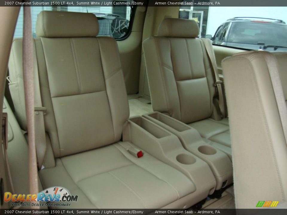 2007 Chevrolet Suburban 1500 LT 4x4 Summit White / Light Cashmere/Ebony Photo #21