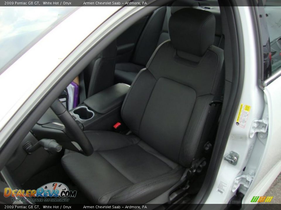 2009 Pontiac G8 GT White Hot / Onyx Photo #15