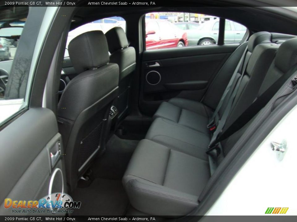 2009 Pontiac G8 GT White Hot / Onyx Photo #20