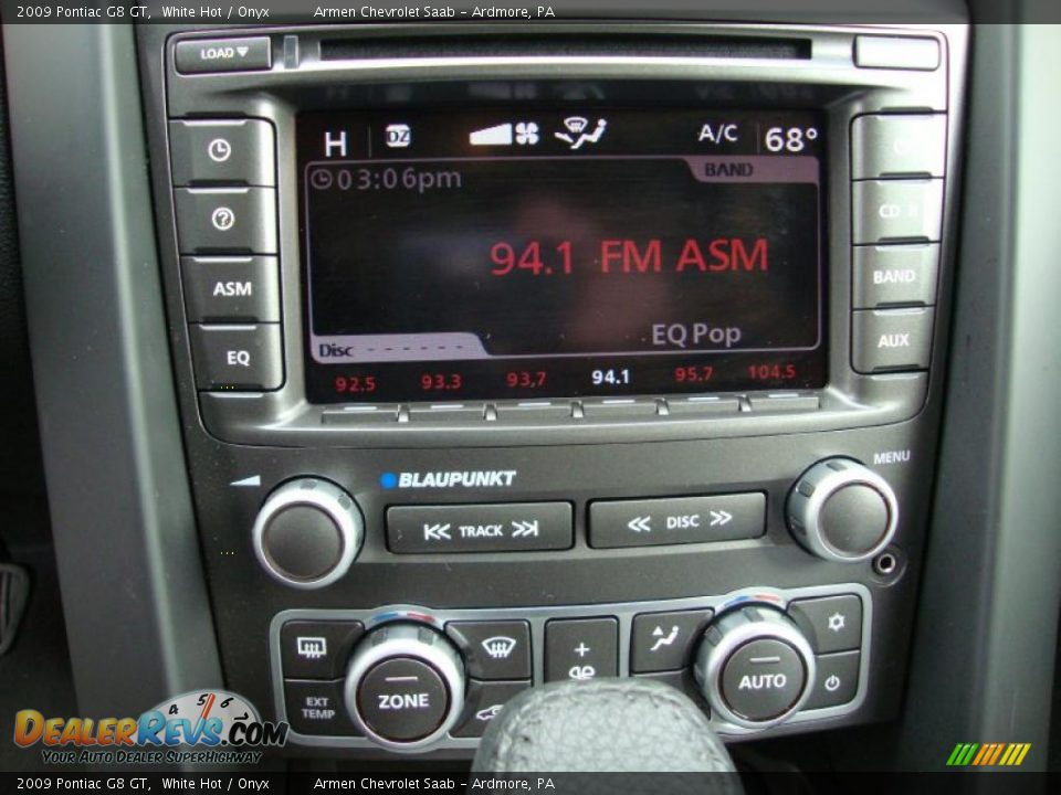 2009 Pontiac G8 GT White Hot / Onyx Photo #30