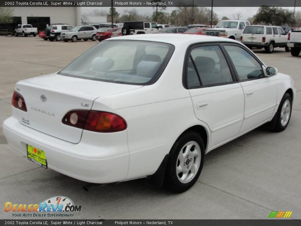 2002 Toyota Corolla LE Super White / Light Charcoal Photo #3