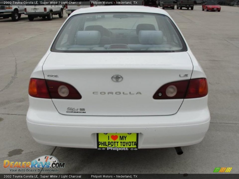 2002 Toyota Corolla LE Super White / Light Charcoal Photo #4