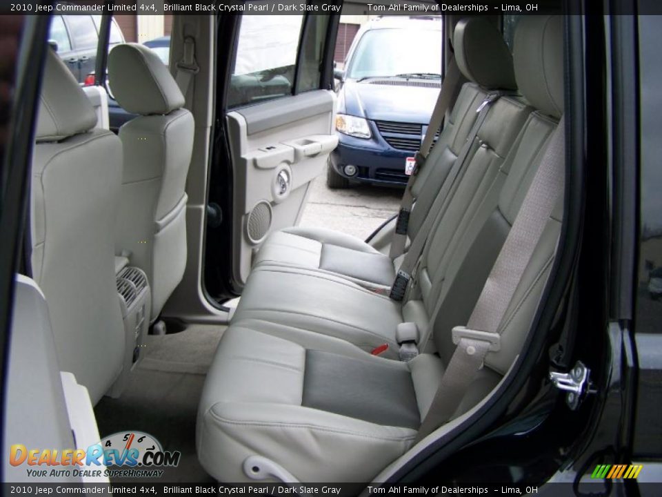 2010 Jeep Commander Limited 4x4 Brilliant Black Crystal Pearl / Dark Slate Gray Photo #13
