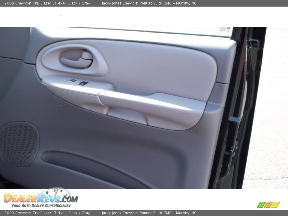 2009 Chevrolet TrailBlazer LT 4x4 Black / Gray Photo #7