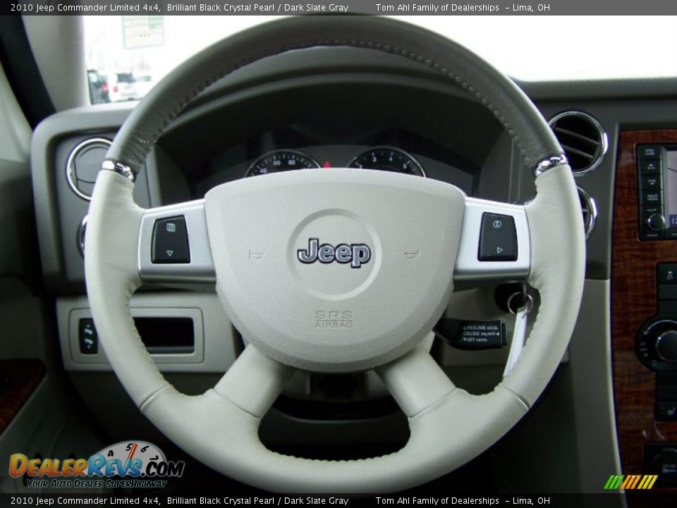 2010 Jeep Commander Limited 4x4 Brilliant Black Crystal Pearl / Dark Slate Gray Photo #25