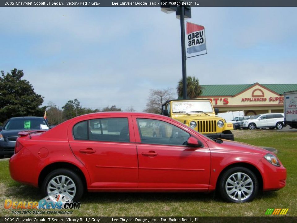 2009 Chevrolet Cobalt LT Sedan Victory Red / Gray Photo #6