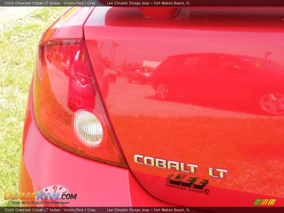2009 Chevrolet Cobalt LT Sedan Victory Red / Gray Photo #10