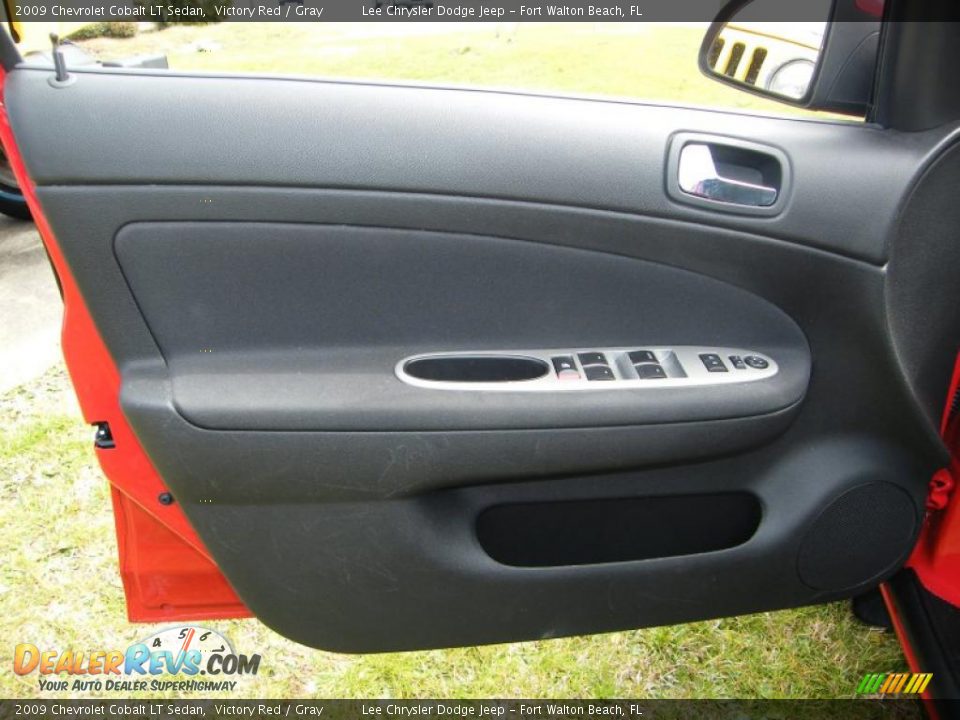 2009 Chevrolet Cobalt LT Sedan Victory Red / Gray Photo #17