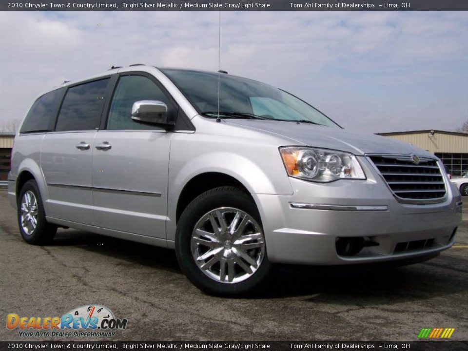2010 Chrysler Town & Country Limited Bright Silver Metallic / Medium Slate Gray/Light Shale Photo #1