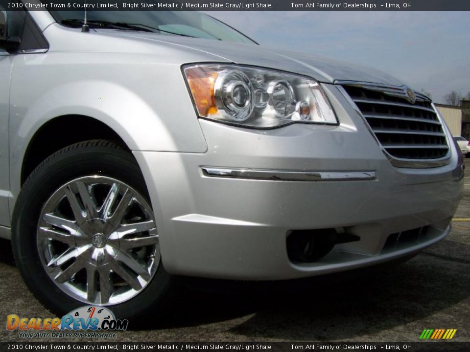 2010 Chrysler Town & Country Limited Bright Silver Metallic / Medium Slate Gray/Light Shale Photo #2