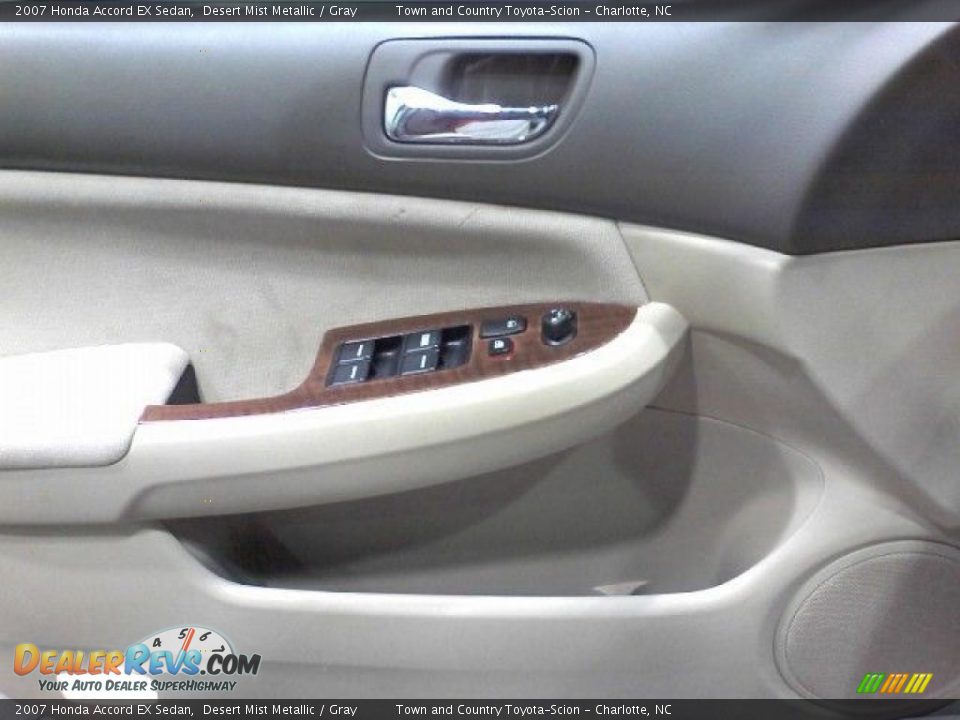2007 Honda Accord EX Sedan Desert Mist Metallic / Gray Photo #12