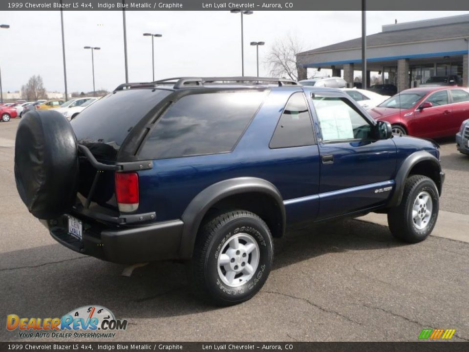 1999 Chevrolet Blazer LS 4x4 Indigo Blue Metallic / Graphite Photo #6
