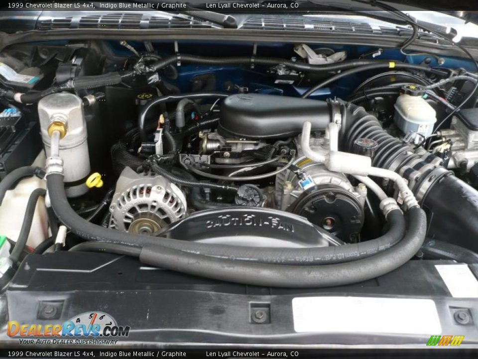 1999 Chevrolet Blazer LS 4x4 Indigo Blue Metallic / Graphite Photo #13