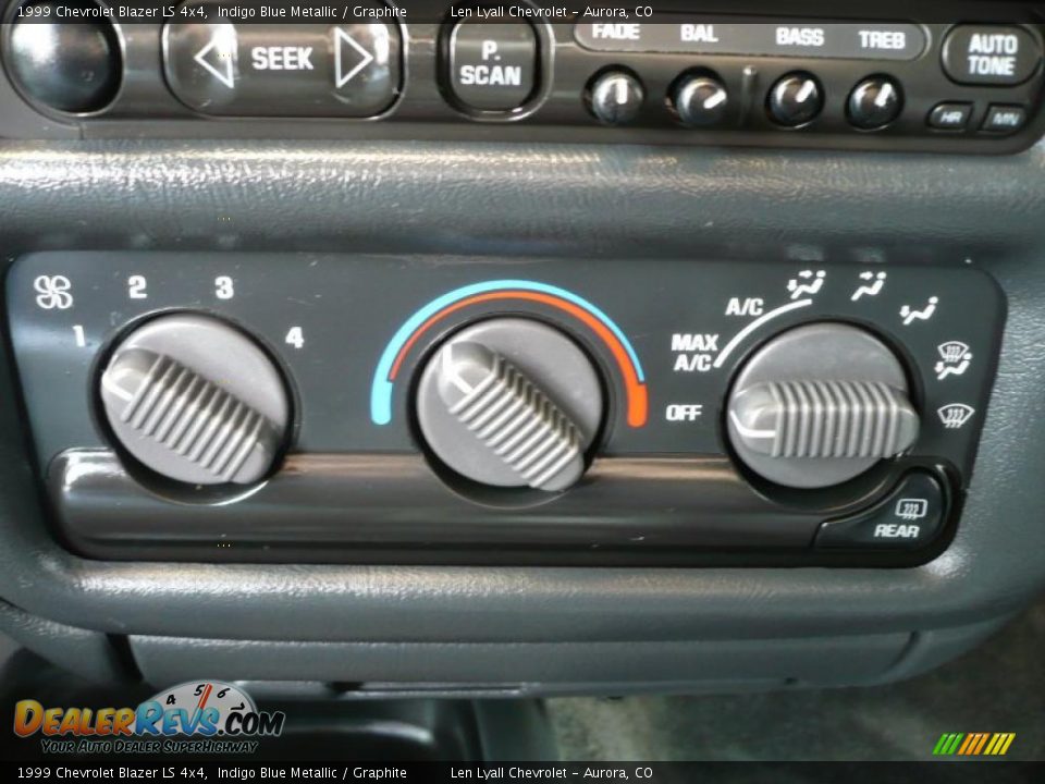 1999 Chevrolet Blazer LS 4x4 Indigo Blue Metallic / Graphite Photo #21