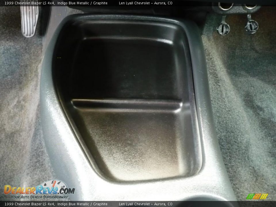 1999 Chevrolet Blazer LS 4x4 Indigo Blue Metallic / Graphite Photo #23