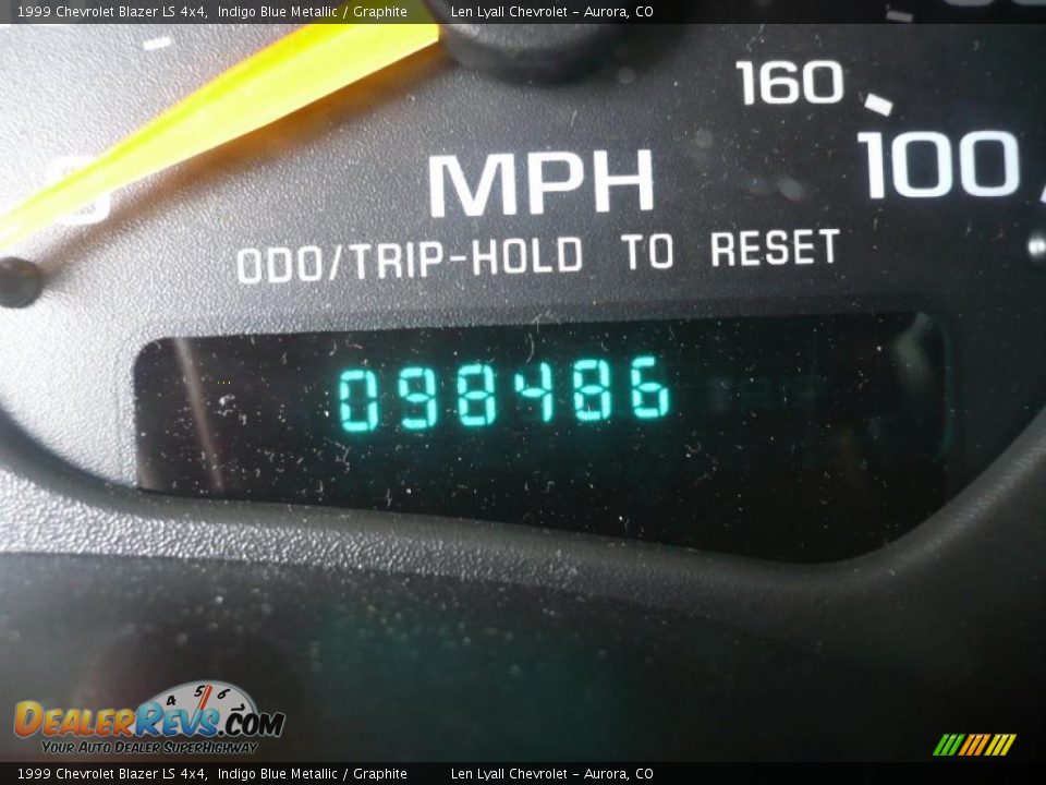 1999 Chevrolet Blazer LS 4x4 Indigo Blue Metallic / Graphite Photo #27