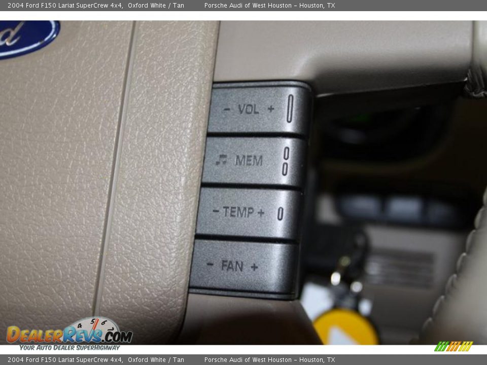 2004 Ford F150 Lariat SuperCrew 4x4 Oxford White / Tan Photo #25