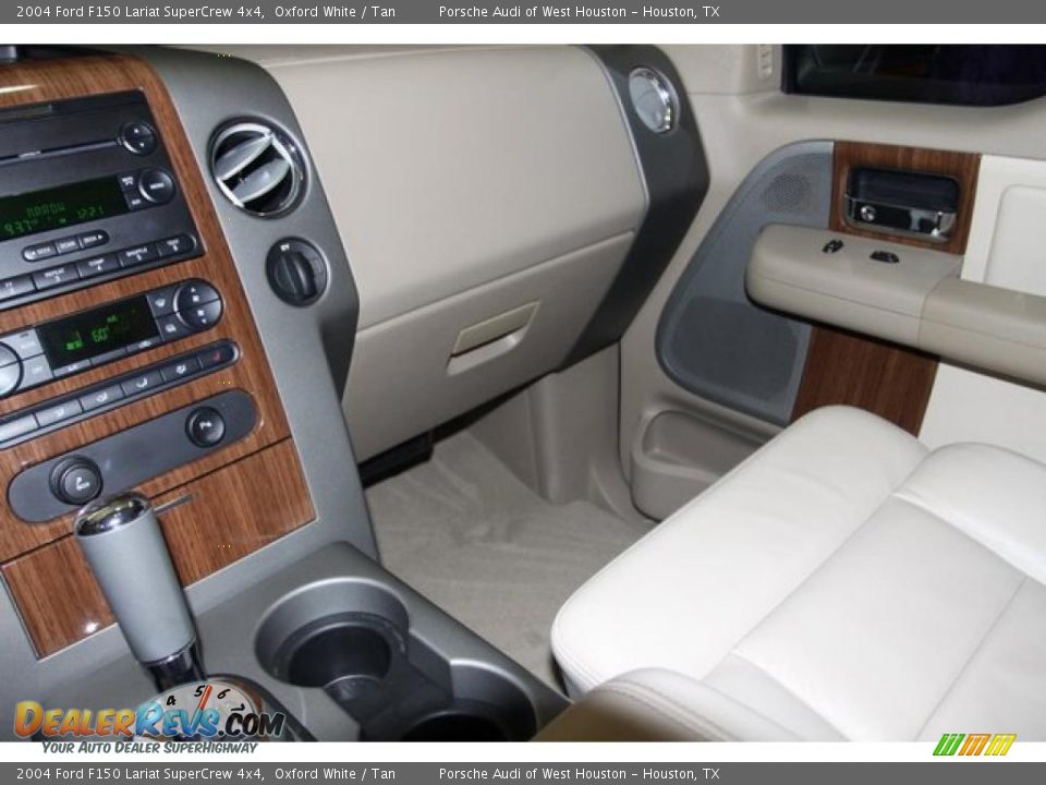 2004 Ford F150 Lariat SuperCrew 4x4 Oxford White / Tan Photo #29